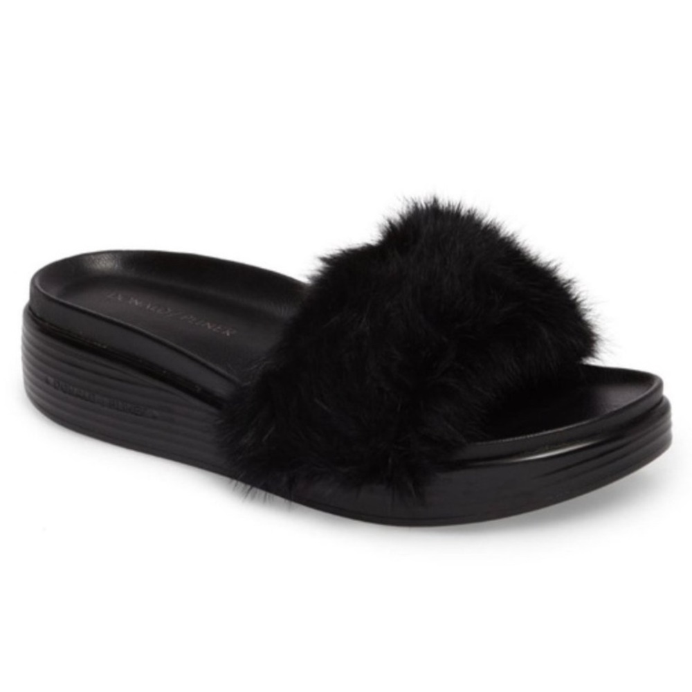 Donald J. Pliner Furfi ~ Genuine Rabbit Fur Slide Sandal Size 6